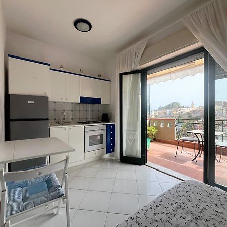 Suite Gardenia 陶尔米纳 外观 照片