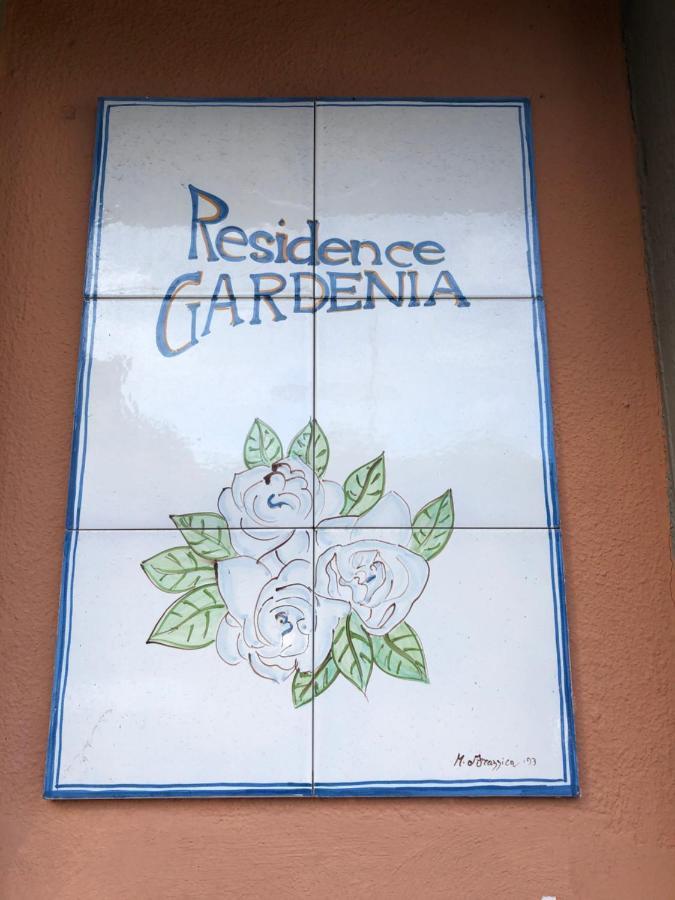 Suite Gardenia 陶尔米纳 外观 照片